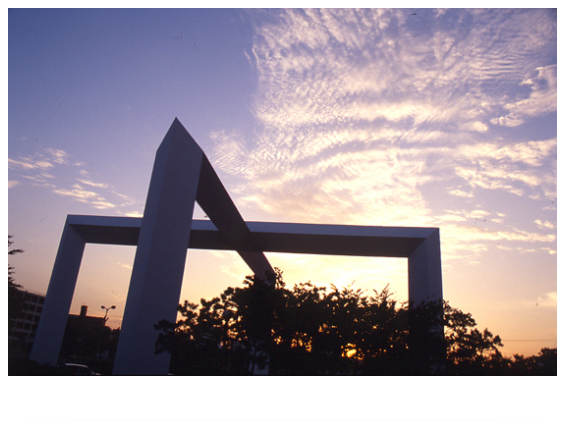 정문조형물 THUMBNAIL