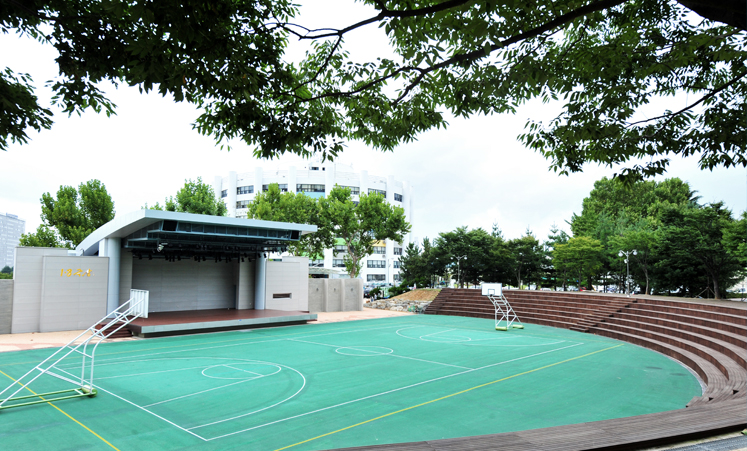 1.8극장 전경 사진